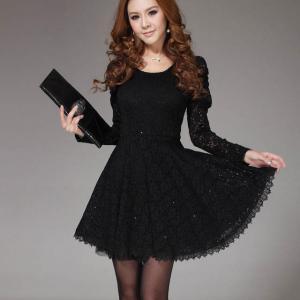 Womens Dress Long Sleeved Bottoming Lace Dress..
