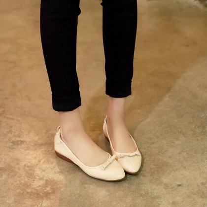 Pointed Toe Patent Leather Ballerina Flats