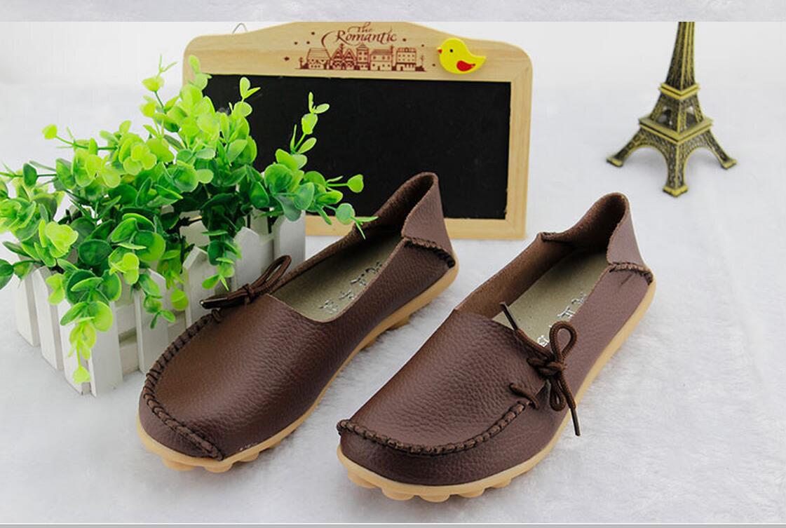Women's Leather Leisure Soft-soled Flat Shoes